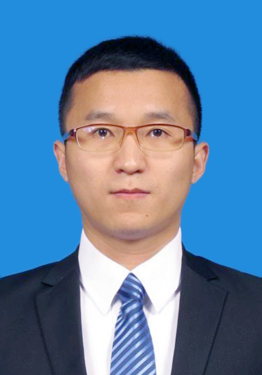 教授照片.jpg
